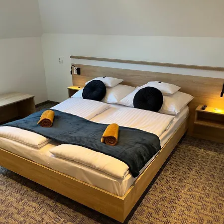 Greenwood Alojamento de Acomodação e Pequeno-almoço Siófok