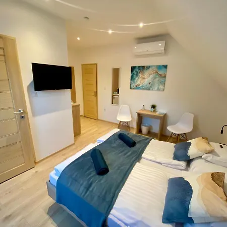 Greenwood Alojamento de Acomodação e Pequeno-almoço Siófok